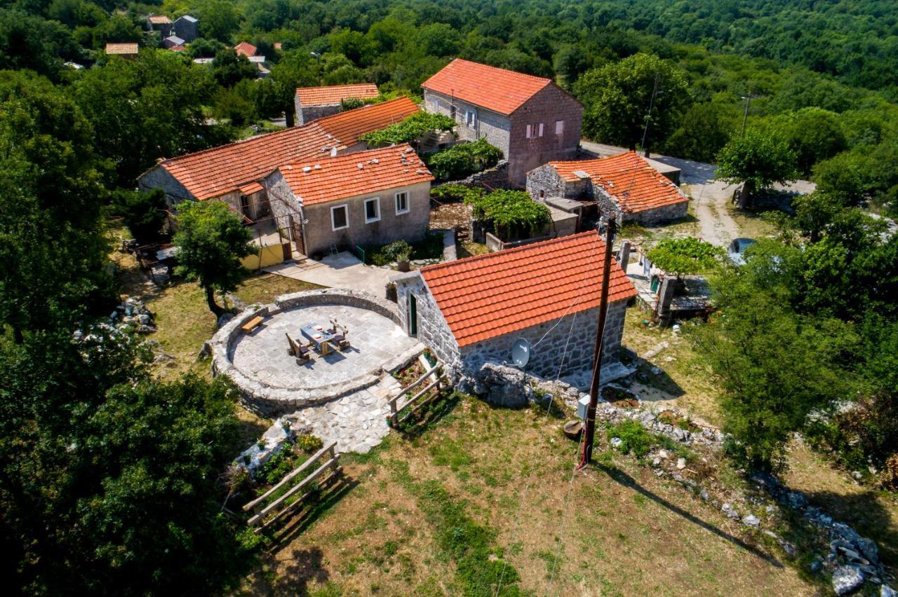 הוילה הרצג-נובי Ethno House Kosic מראה חיצוני תמונה